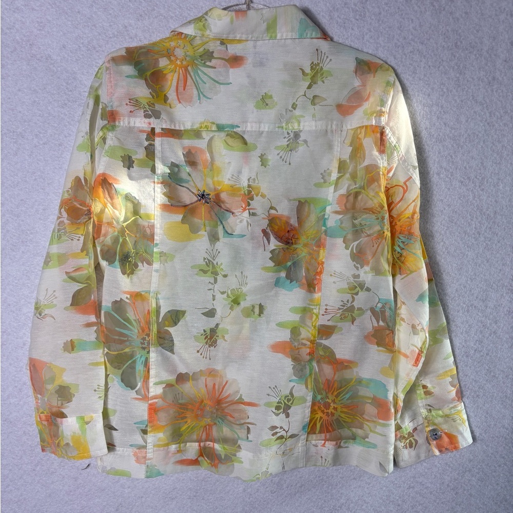 à la carte Pastel Floral Button-Up Blouse - Picture 3 of 3